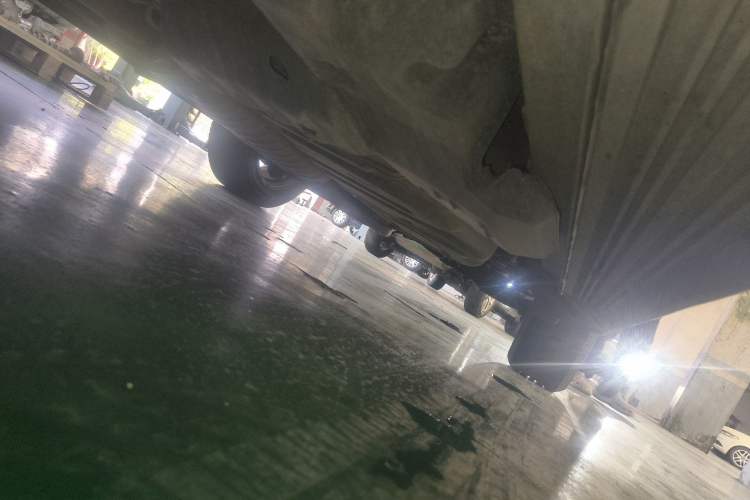 Used Toyota RAV4 2009 2.4L Automatic Luxury Edition Chassis Front Left