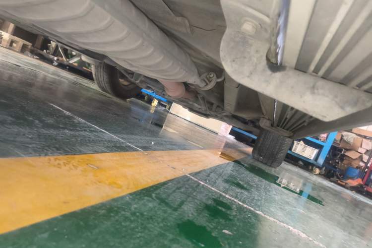 Used Toyota RAV4 2009 2.4L Automatic Luxury Edition Chassis Rear Right