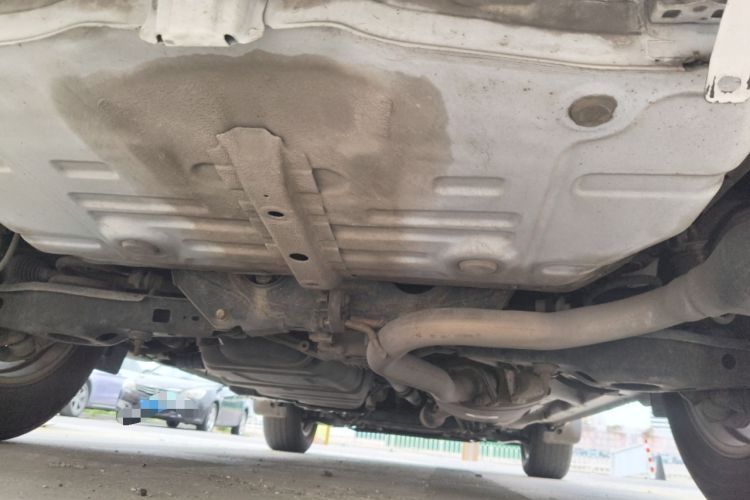 Used Toyota RAV4 2009 2.4L Automatic Luxury Edition Chassis Rear