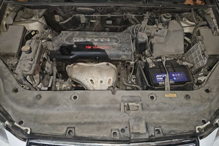 Used Toyota RAV4 2009 2.4L Automatic Luxury Edition Engine Bay