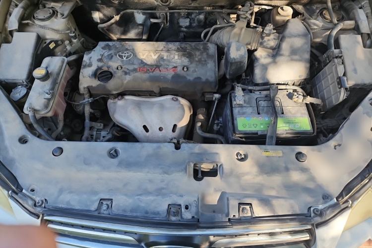 Used Toyota RAV4 2009 2.4L Automatic Luxury Edition Engine Bay