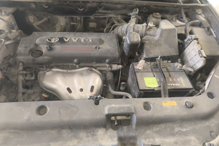 Used Toyota RAV4 2009 2.4L Automatic Luxury Edition Engine Bay