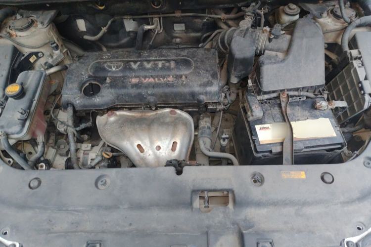 Used Toyota RAV4 2009 2.4L Automatic Luxury Edition Engine Bay
