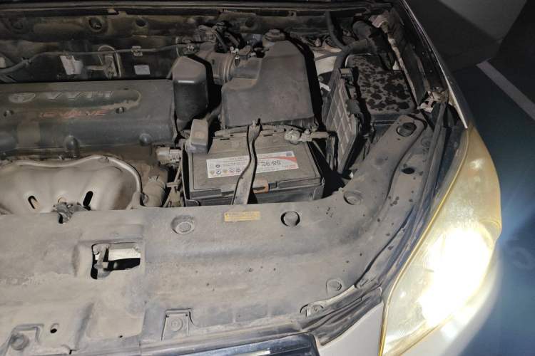 Used Toyota RAV4 2009 2.0L Automatic Classic Edition Engine Bay Left