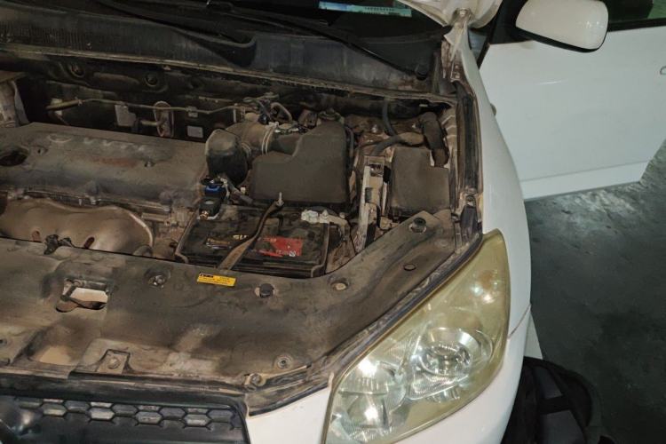 Used Toyota RAV4 2009 2.0L Automatic Classic Edition Engine Bay Left
