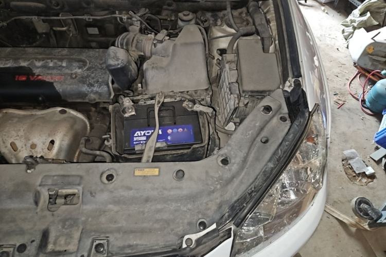 Used Toyota RAV4 2009 2.4L Automatic Luxury Edition Engine Bay Left