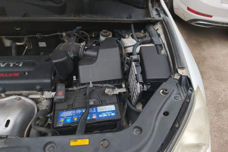 Used Toyota RAV4 2009 2.0L Automatic Luxury Edition Engine Bay Left