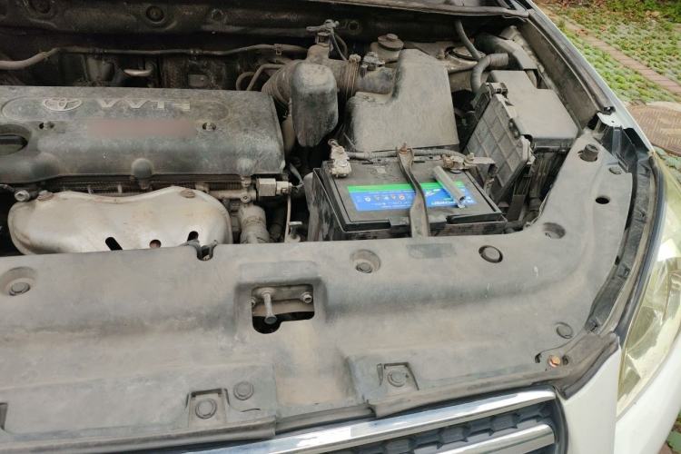Used Toyota RAV4 2009 2.0L Automatic Luxury Edition Engine Bay Left