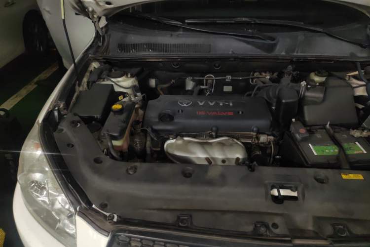 Used Toyota RAV4 2009 2.0L Automatic Luxury Edition Engine Bay Right