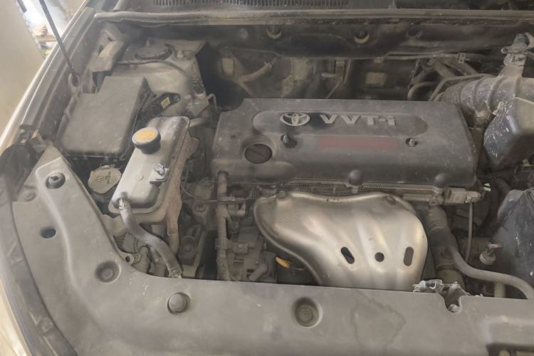 Used Toyota RAV4 2009 2.4L Automatic Luxury Edition Engine Bay Right