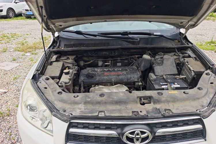 Used Toyota RAV4 2009 2.4L Automatic Luxury Navigation Edition Engine Bay Right