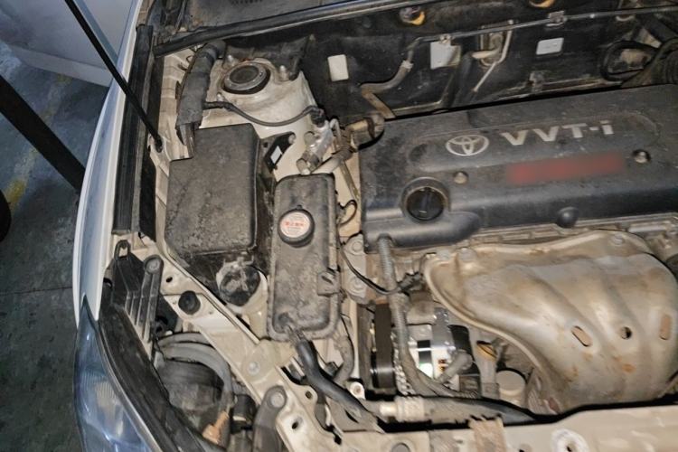 Used Toyota RAV4 2009 2.4L Automatic Luxury Edition Engine Bay Right