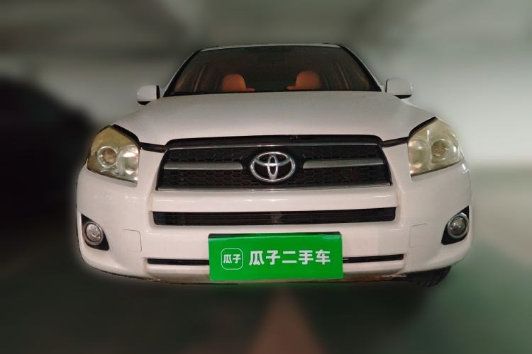 Used Toyota RAV4 2009 2.4L Automatic Luxury Edition Front