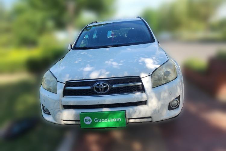 Used Toyota RAV4 2009 2.4L Automatic Luxury Edition Front