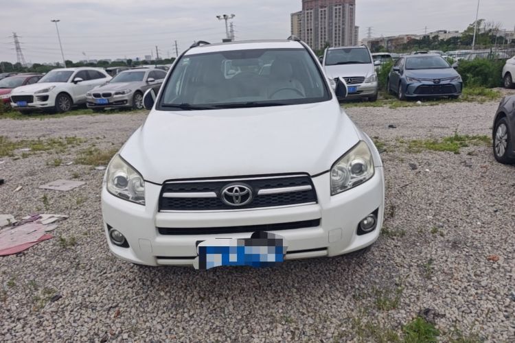 Used Toyota RAV4 2009 2.4L Automatic Luxury Navigation Edition Front