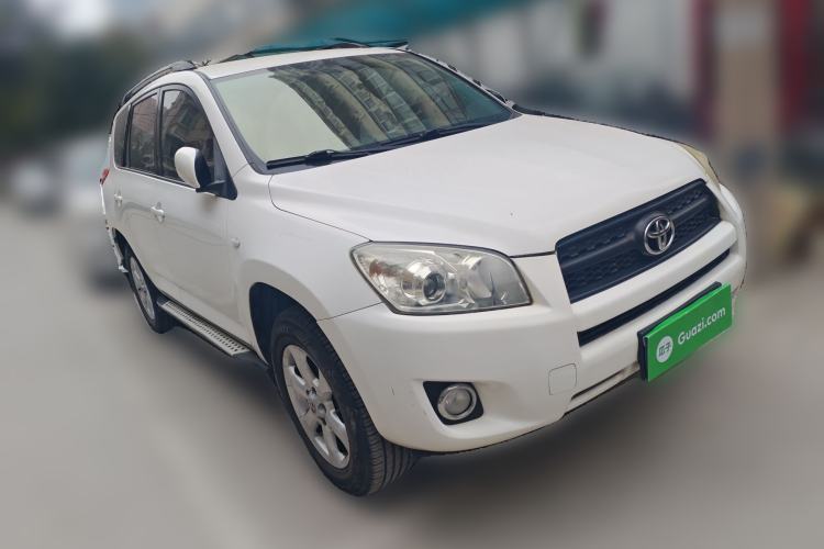 Used Toyota RAV4 2009 2.0L Automatic Classic Edition Front Right 45 Deg