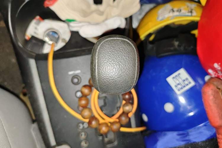 Used Toyota RAV4 2009 2.0L Automatic Classic Edition Gear Lever
