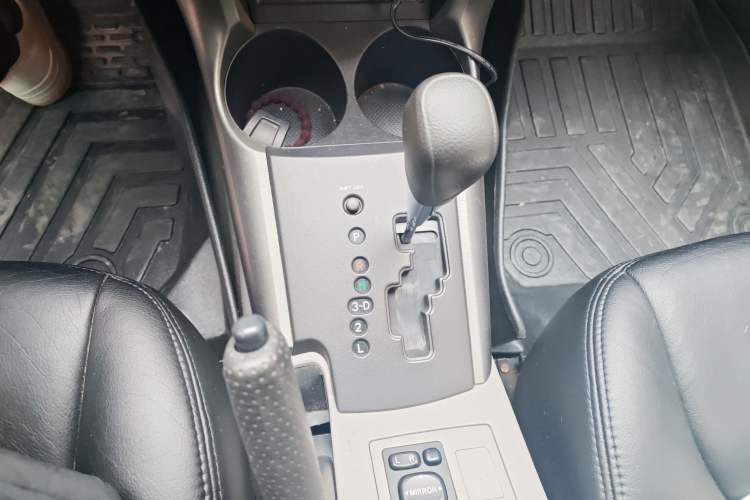 Used Toyota RAV4 2009 2.0L Automatic Classic Edition Gear Lever