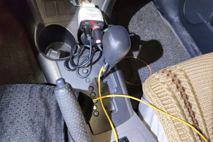 Used Toyota RAV4 2009 2.0L Automatic Classic Edition Gear Lever
