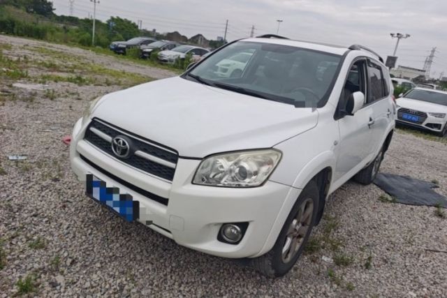 Used Toyota RAV4 2009 2.4L Automatic Luxury Navigation Edition
