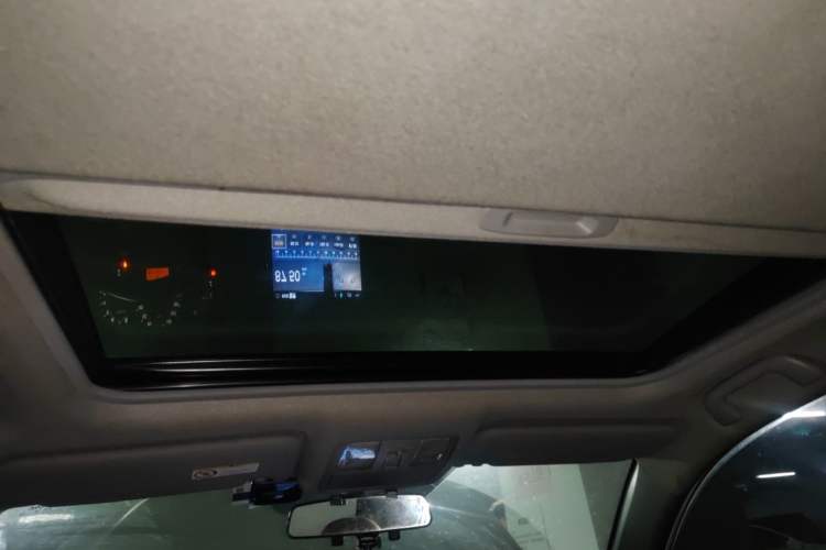 Used Toyota RAV4 2009 2.0L Automatic Luxury Edition Headliner