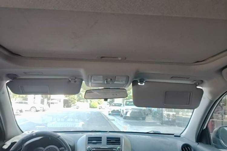 Used Toyota RAV4 2009 2.4L Automatic Luxury Edition Headliner