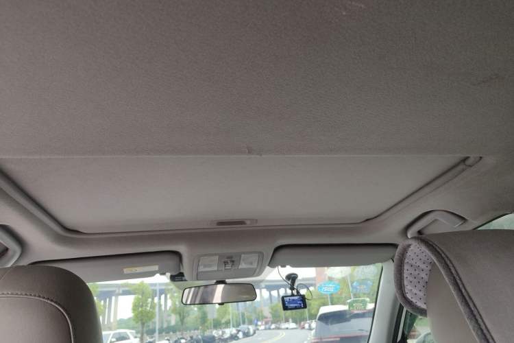 Used Toyota RAV4 2009 2.0L Automatic Luxury Edition Headliner