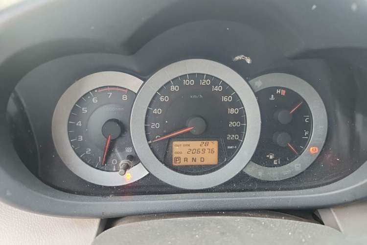 Used Toyota RAV4 2009 2.4L Automatic Luxury Edition Instrument Cluster