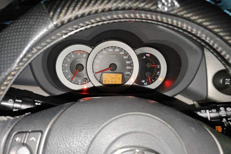 Used Toyota RAV4 2009 2.4L Automatic Luxury Edition Instrument Cluster