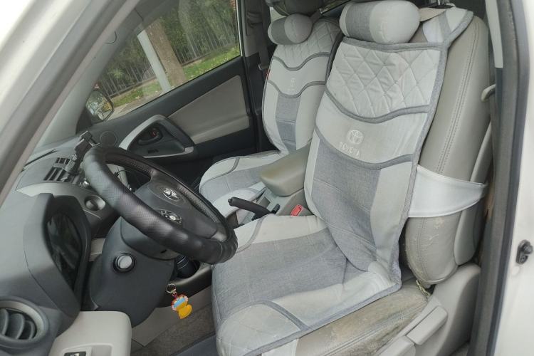 Used Toyota RAV4 2009 2.0L Automatic Luxury Edition Left Front Seat