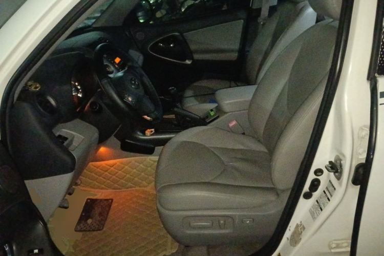 Used Toyota RAV4 2009 2.4L Manual Luxury Edition Left Front Seat