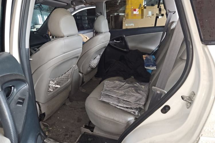 Used Toyota RAV4 2009 2.4L Automatic Luxury Edition Left Rear Seat