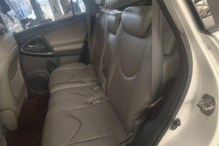 Used Toyota RAV4 2009 2.4L Automatic Luxury Edition Left Rear Seat