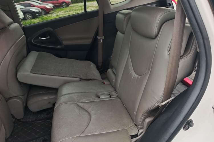 Used Toyota RAV4 2009 2.4L Automatic Luxury Navigation Edition Left Rear Seat