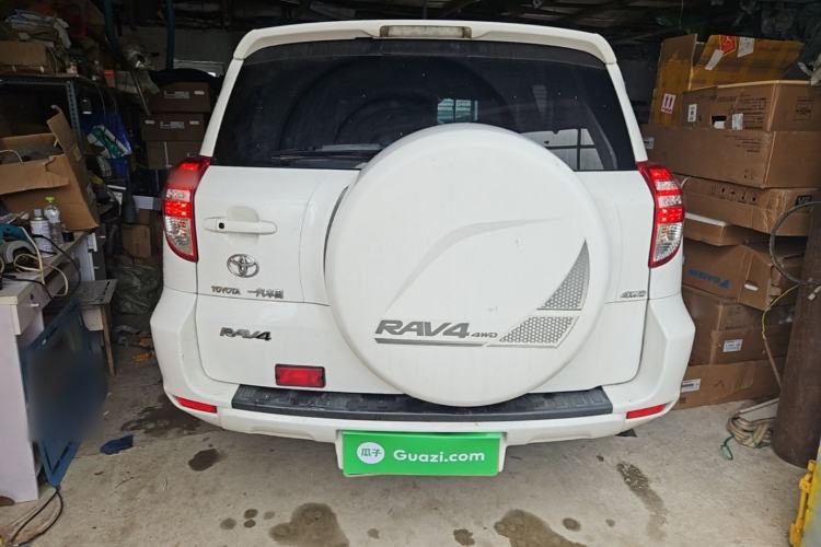 Used Toyota RAV4 2009 2.4L Automatic Luxury Edition Rear