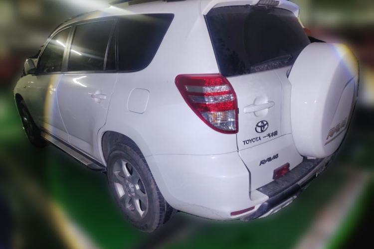 Used Toyota RAV4 2009 2.0L Automatic Luxury Edition Rear Left 45 Deg