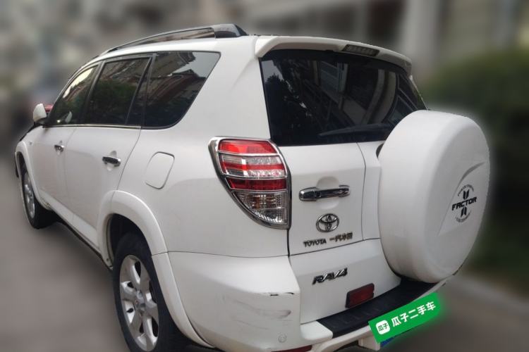 Used Toyota RAV4 2009 2.4L Automatic Luxury Edition Rear Left 45 Deg