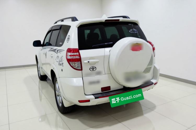 Used Toyota RAV4 2009 2.4L Manual Luxury Edition Rear Left 45 Deg