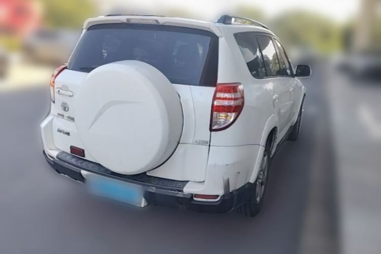 Used Toyota RAV4 2009 2.4L Automatic Luxury Edition Rear Right 45 Deg