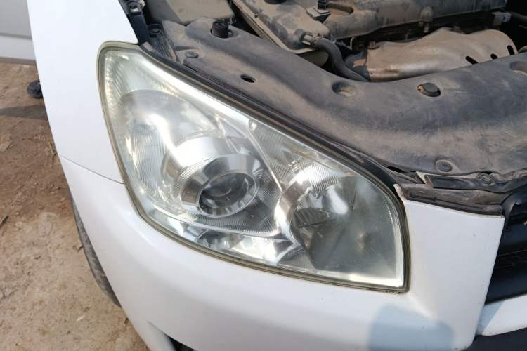 Used Toyota RAV4 2009 2.0L Automatic Luxury Edition Right Front Headlight