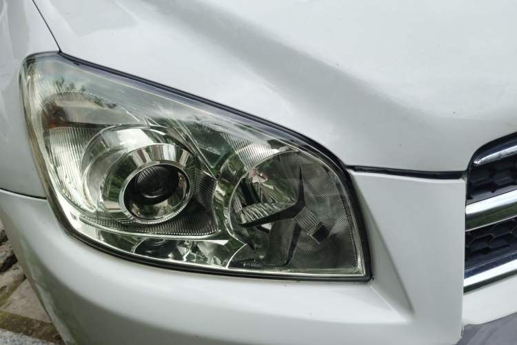 Used Toyota RAV4 2009 2.0L Automatic Luxury Edition Right Front Headlight