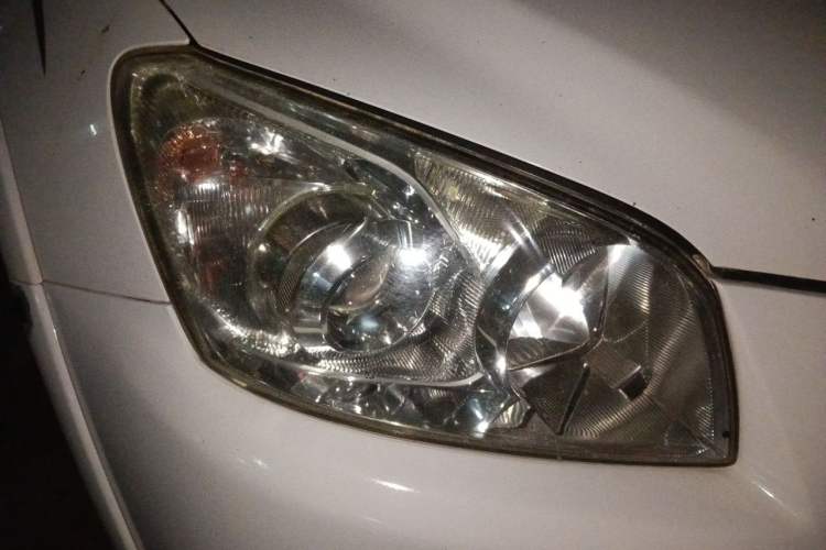 Used Toyota RAV4 2009 2.4L Manual Luxury Edition Right Front Headlight