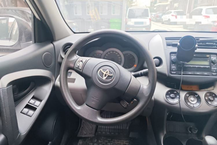 Used Toyota RAV4 2009 2.0L Automatic Classic Edition Steering Wheel
