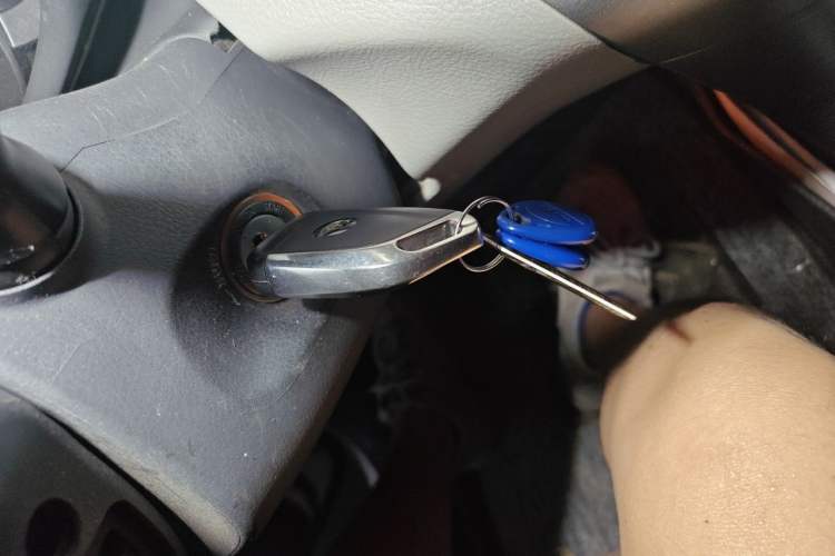 Used Toyota RAV4 2009 2.0L Automatic Classic Edition Vehicle Key