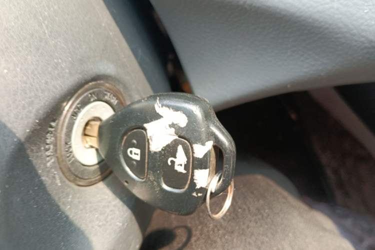 Used Toyota RAV4 2009 2.0L Automatic Luxury Edition Vehicle Key