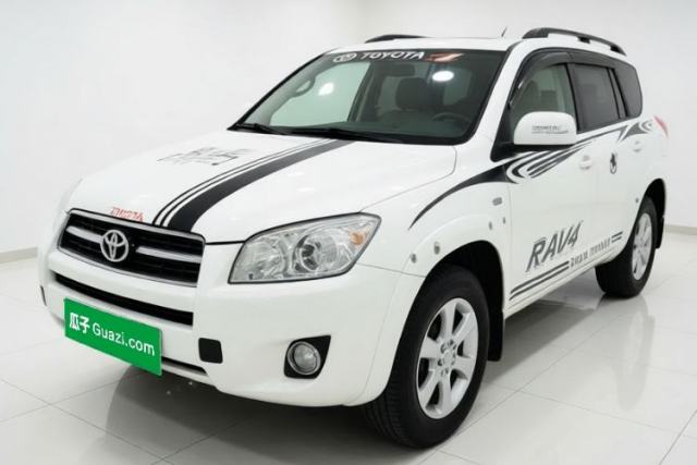 Used Toyota RAV4 2009 2.4L Manual Luxury Edition