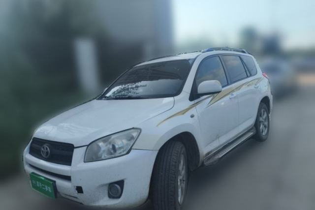 Toyota RAV4 2009 2.0L Manual Luxury Edition مستعملة