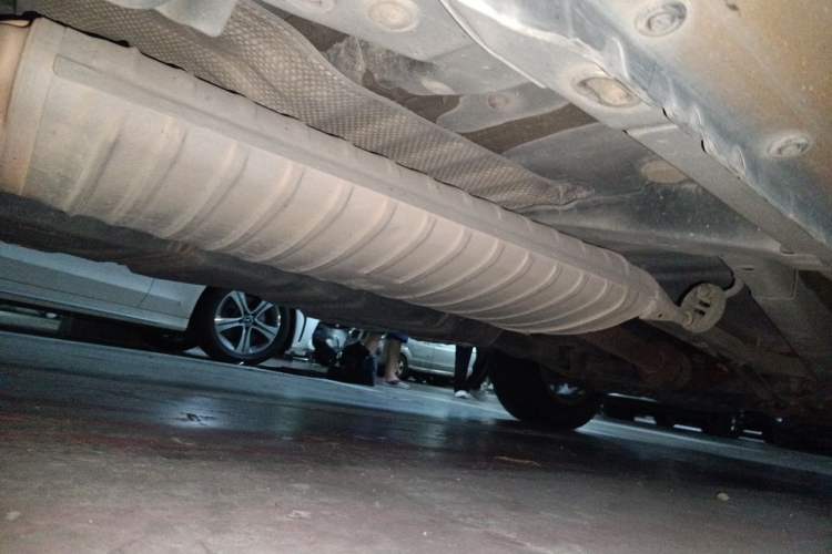 Used Toyota RAV4 2009 2.4L Automatic Luxury Edition Chassis Front Right
