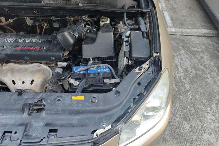 Used Toyota RAV4 2009 2.0L Automatic Classic Edition Engine Bay Left