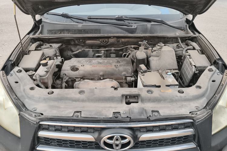Used Toyota RAV4 2010 2.0L Manual Deluxe Upgrade Engine Bay
